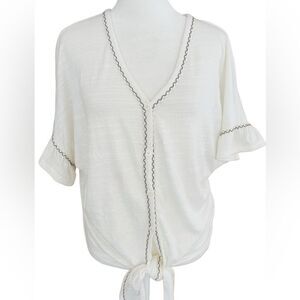 MAX STUDIO CRINKLED V-NECK SHORT SLEEVE TIE FRONT TOP IN WHITE size M